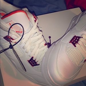 Jordan 4 retro metallic Orange size 13 NEVER WORN